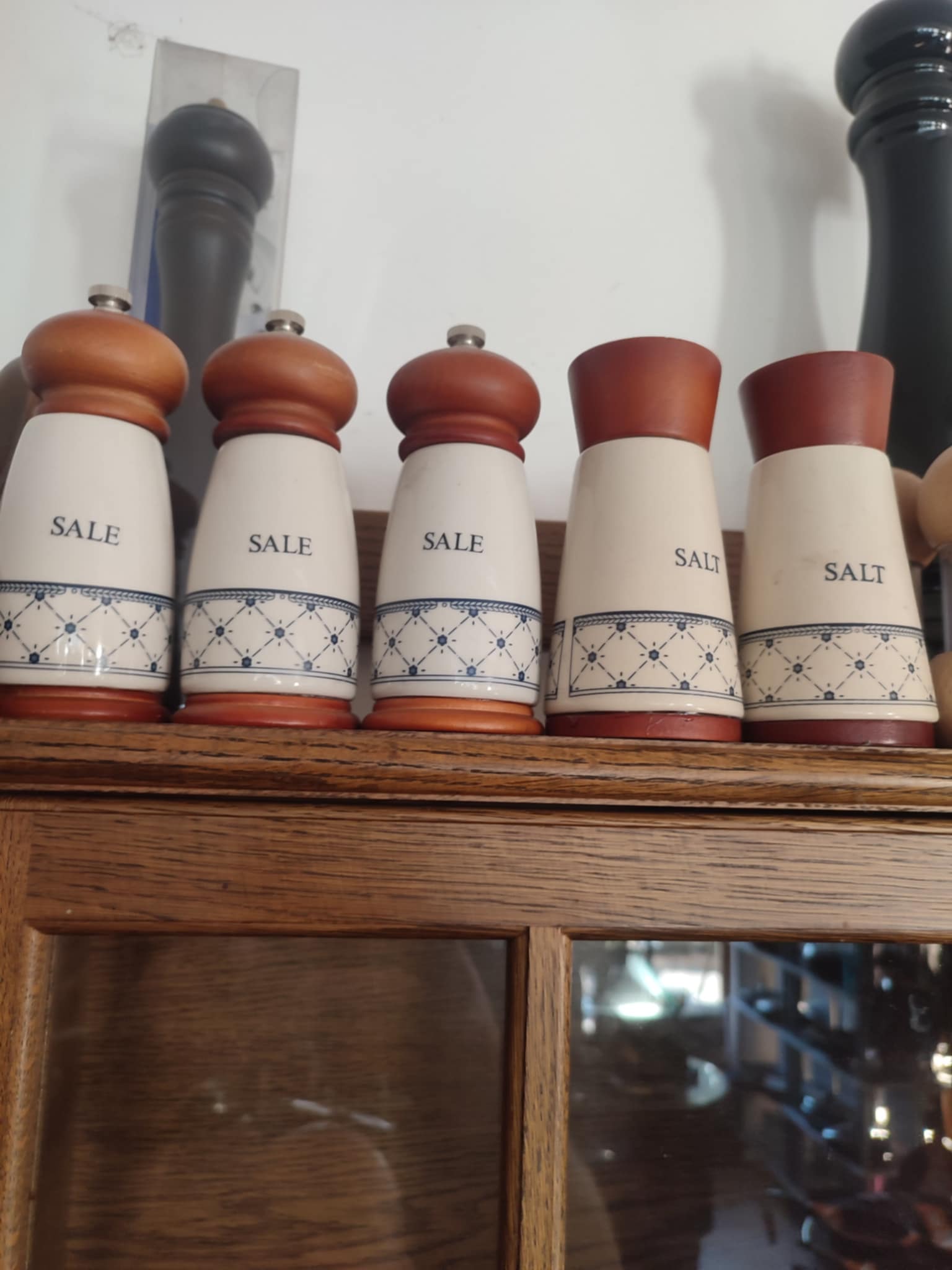 volitelný dárek mlýnek na sůl